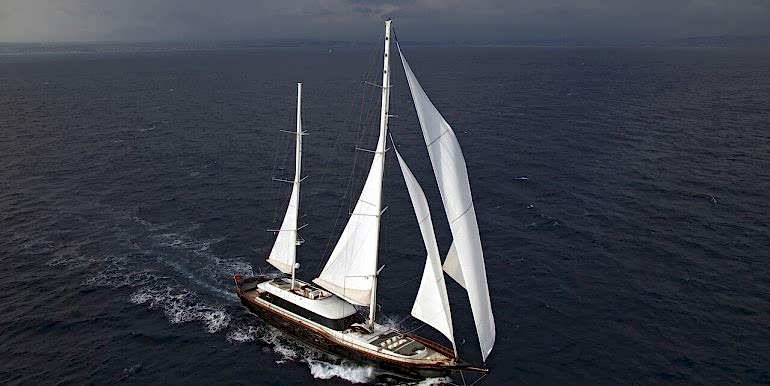 Bodrum-kiralik-mega-yat-gulet-5