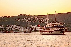 HB YACHT - BB2