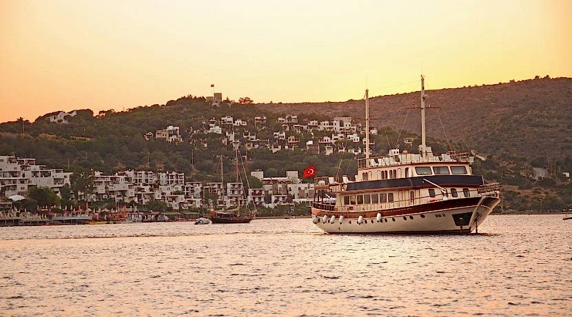 HB YACHT - BB2