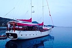 bodrum-mavi-yolculuk-tekne-kiralama-12