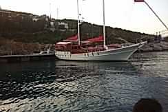 bodrum-mavi-yolculuk-tekne-kiralama-16