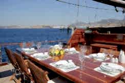 mavi-yolculuk-kiralik-tekne-13