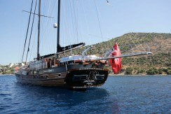 mavi-yolculuk-kiralik-tekne-2