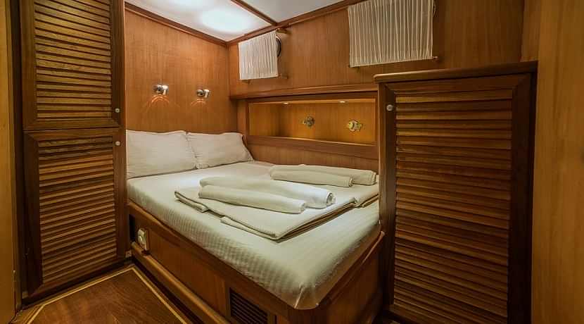 Ucuz Kiralık 7 Kabin Tekne 09