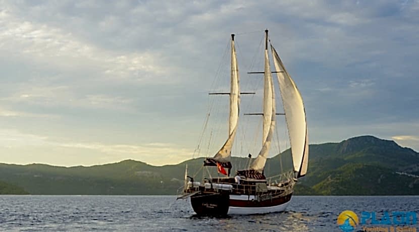 Ucuz Kiralık Tekne Marmaris 02